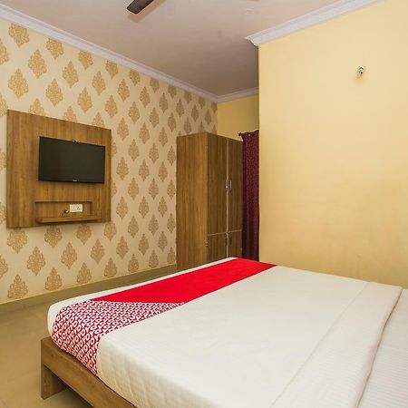 Hotel Venkat Presidency Bangalore Extérieur photo