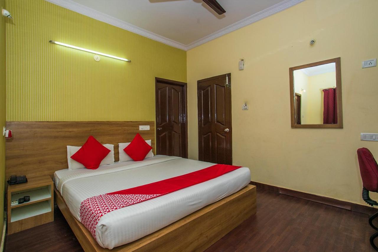 Hotel Venkat Presidency Bangalore Extérieur photo