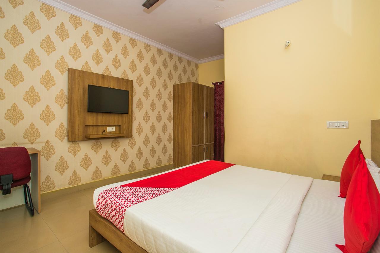Hotel Venkat Presidency Bangalore Extérieur photo