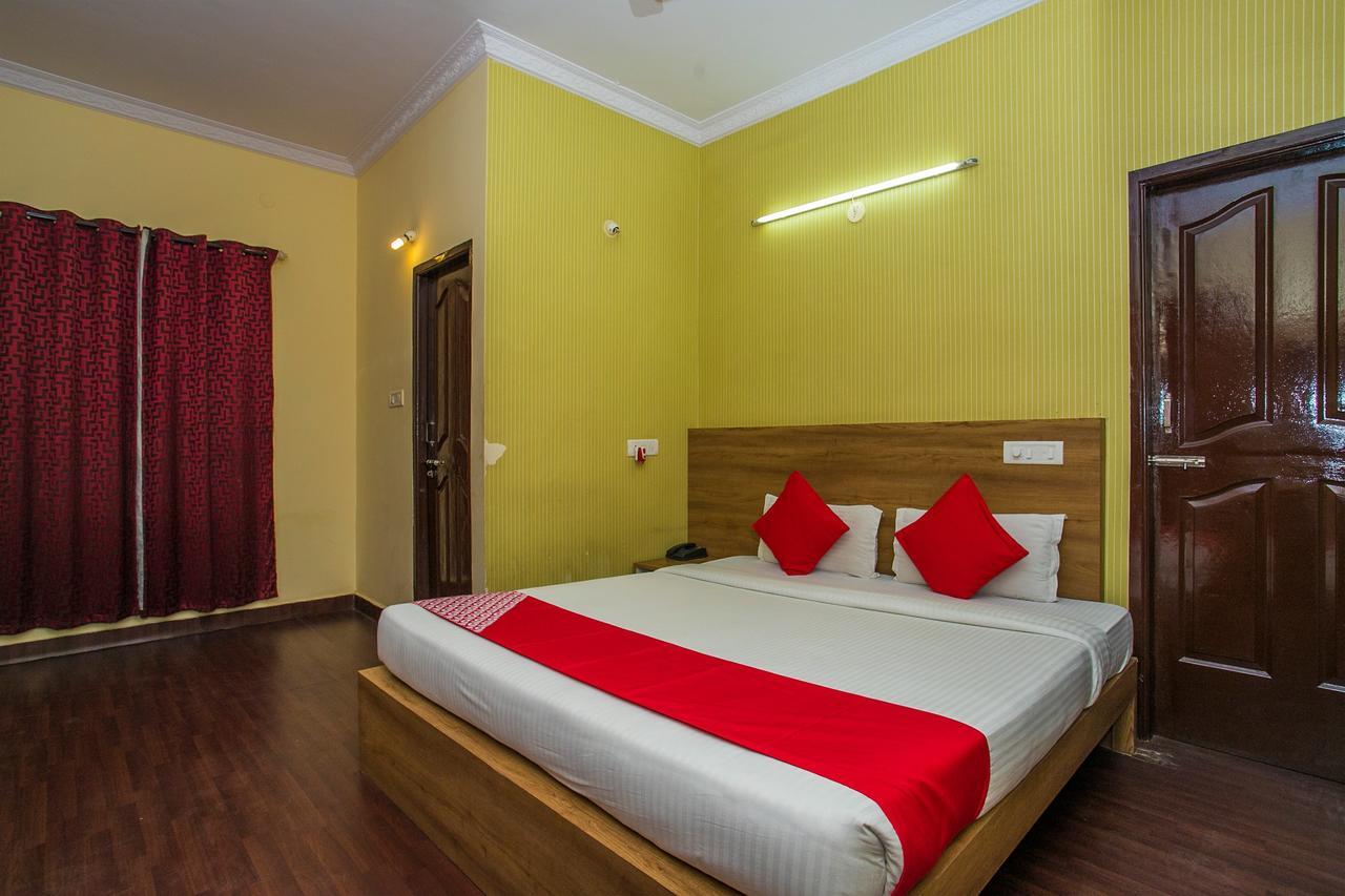 Hotel Venkat Presidency Bangalore Extérieur photo