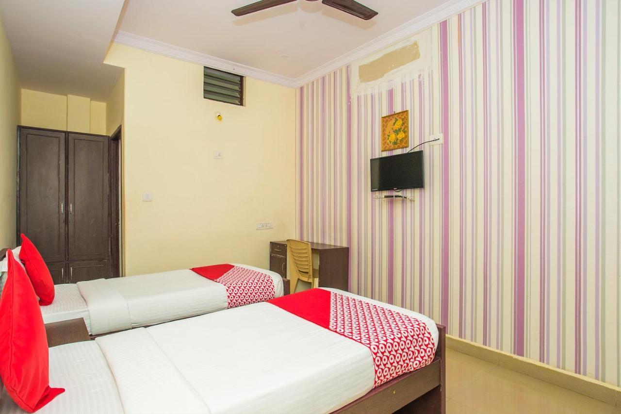 Hotel Venkat Presidency Bangalore Extérieur photo