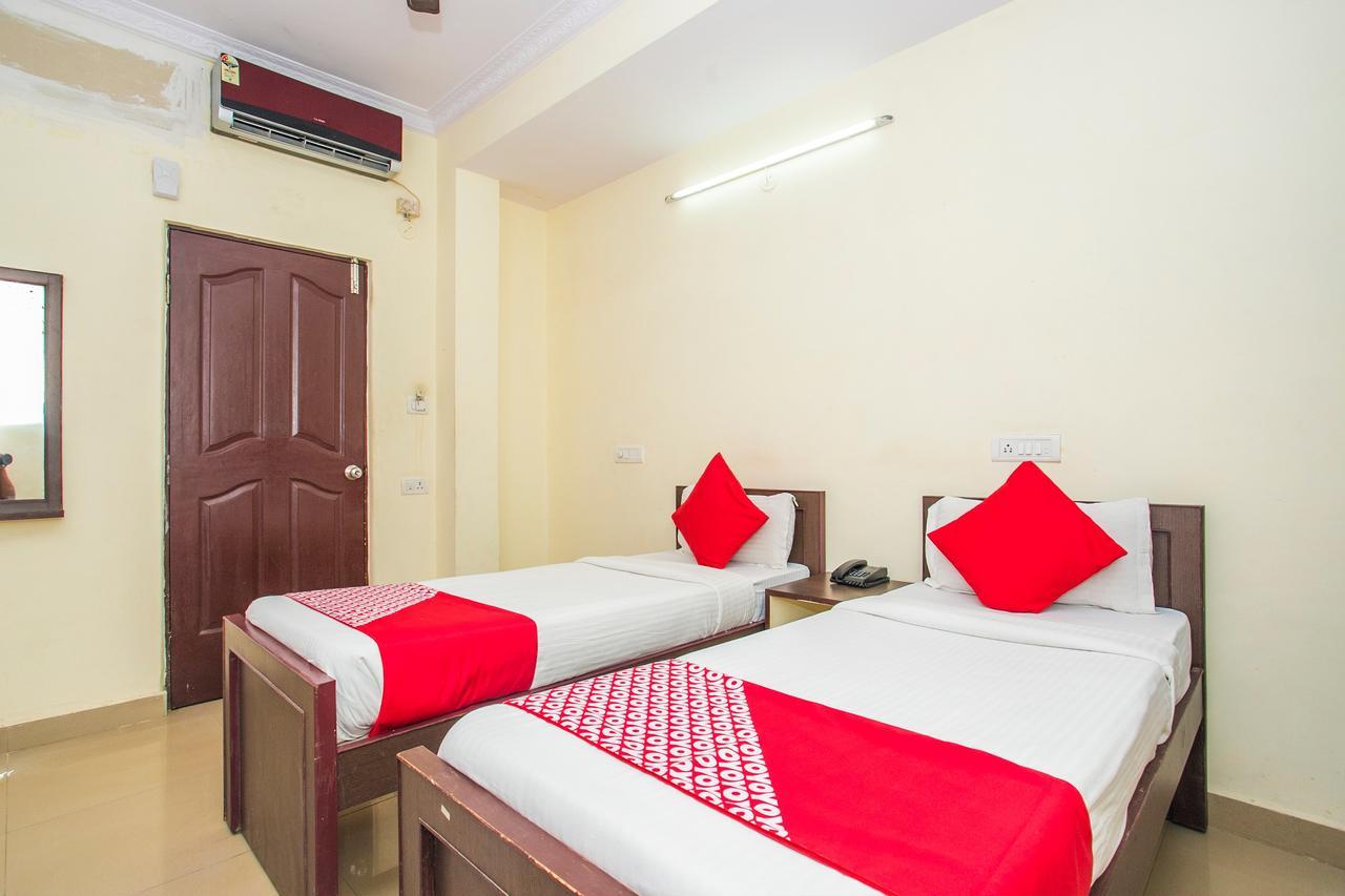 Hotel Venkat Presidency Bangalore Extérieur photo